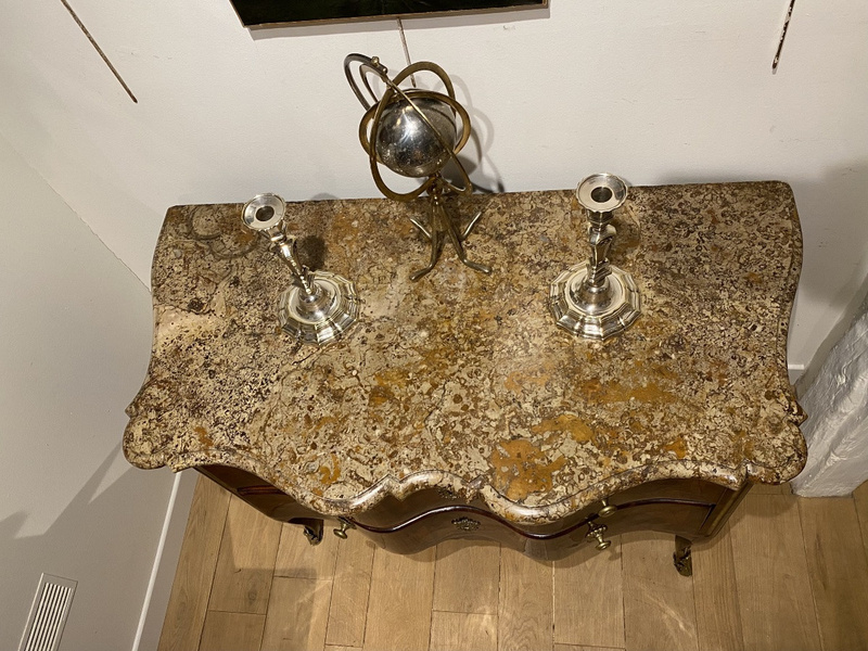 Commode Sauteuse Arbalète époque Régence