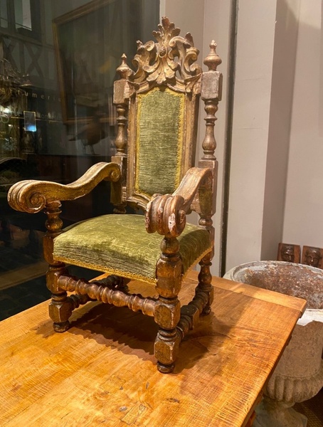 Fauteuil D Apparat D Enfant