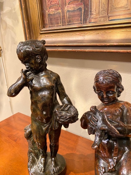 Paire De Bronzes Ou Deux Bronzes