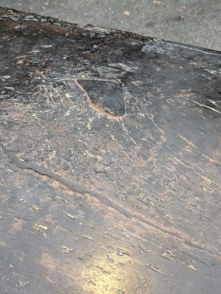 Table De Monastère