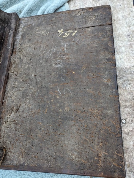 Table De Monastère