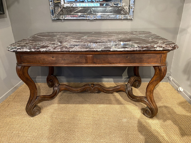 Table Desserte De Milieu