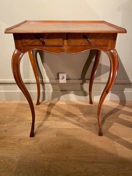 Table Louis XV Noyer