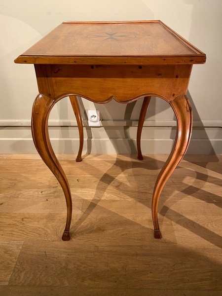 Table Louis XV Noyer