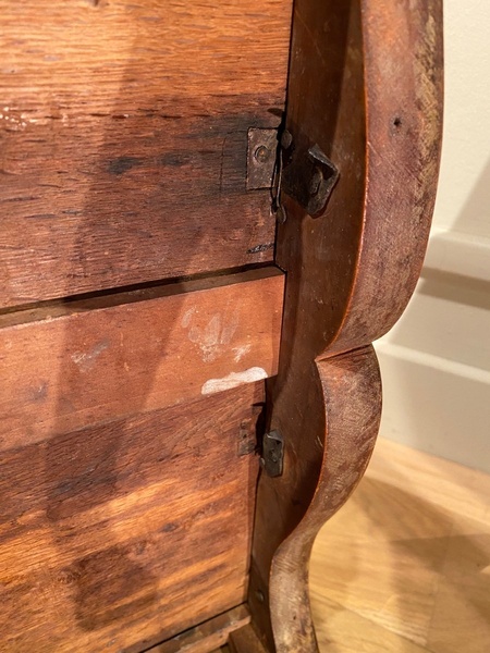 Table Louis XV Noyer